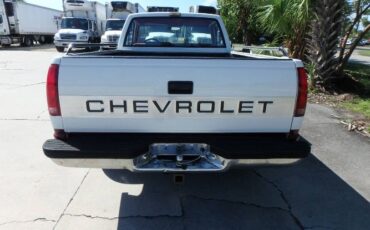 Chevrolet-1500-1989-White-Red-15