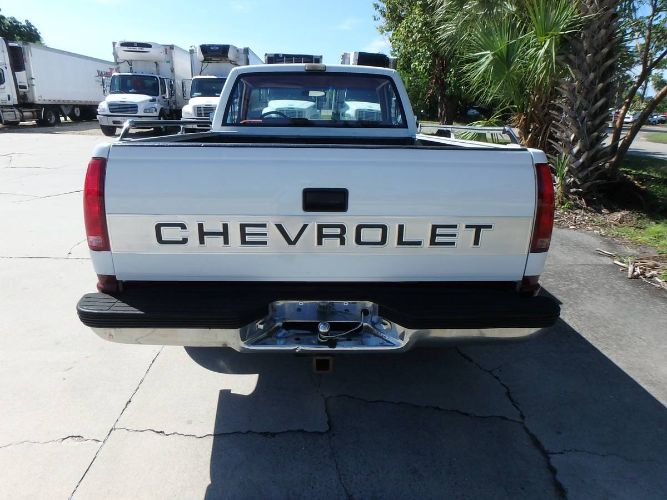 Chevrolet-1500-1989-White-Red-15
