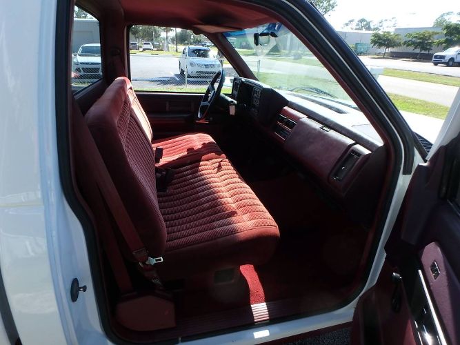Chevrolet-1500-1989-White-Red-6