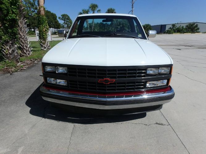 Chevrolet-1500-1989-White-Red-8