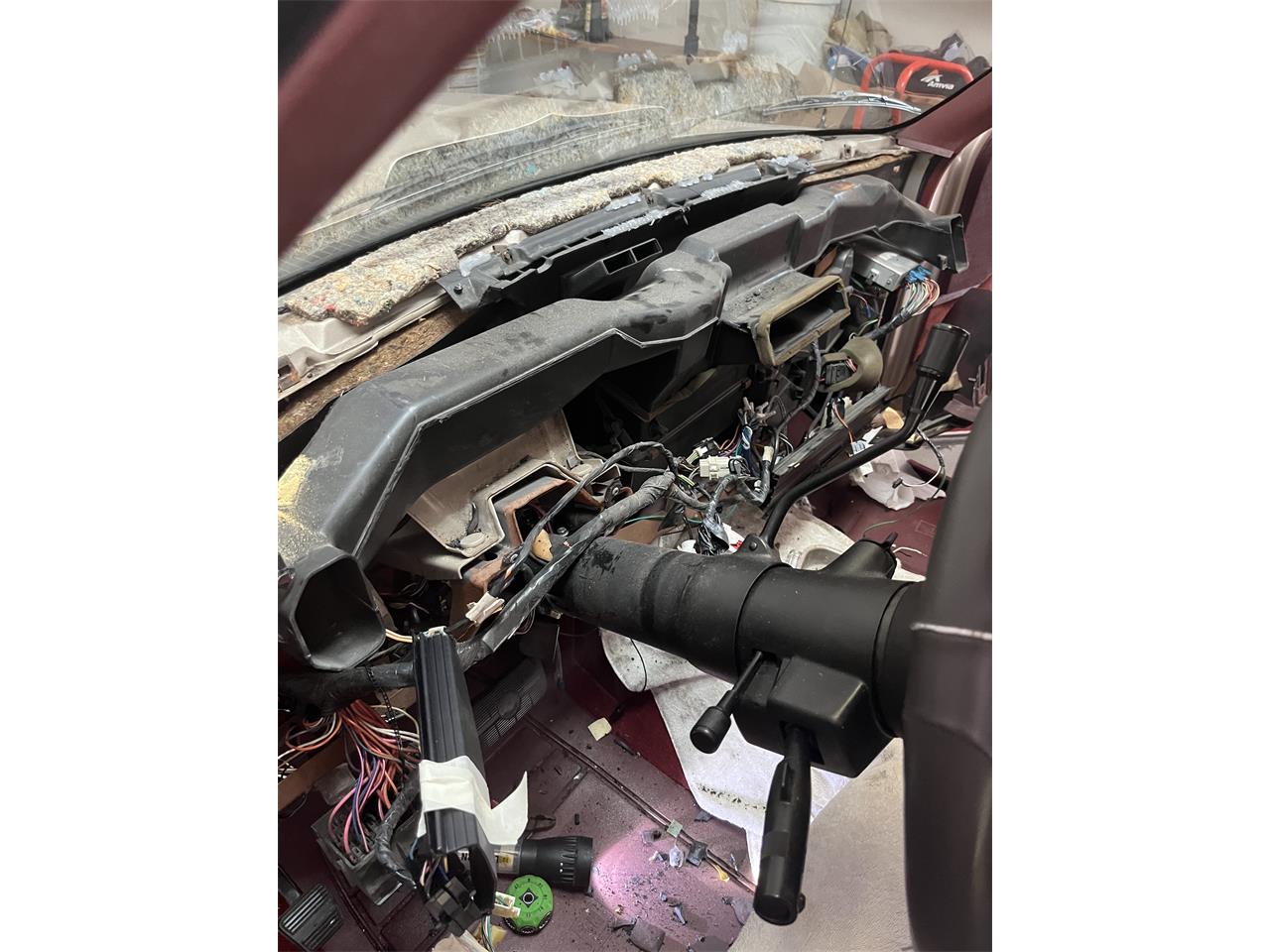 Chevrolet-1500-1992-Gold-over-burgundy-Dark-Red-18