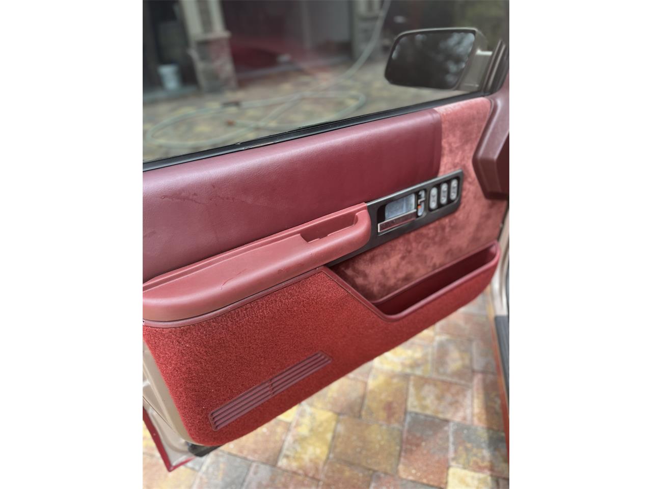 Chevrolet-1500-1992-Gold-over-burgundy-Dark-Red-8
