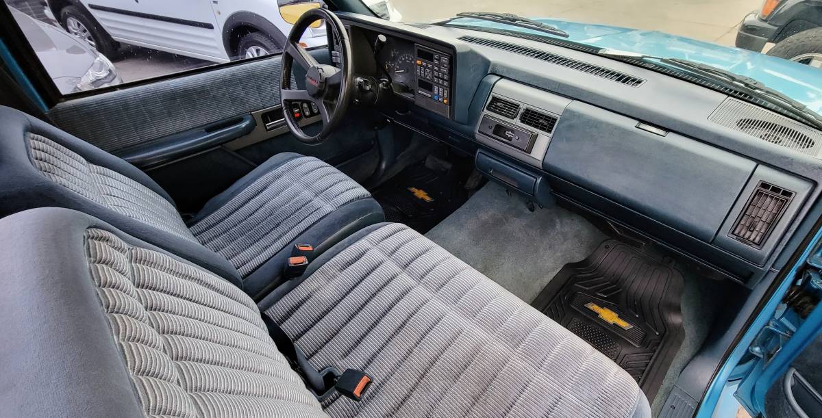 Chevrolet-1500-1994-blue-3