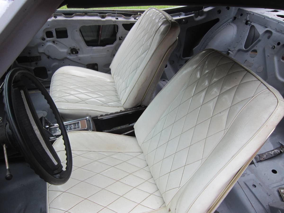 Chevrolet-1970-white-10