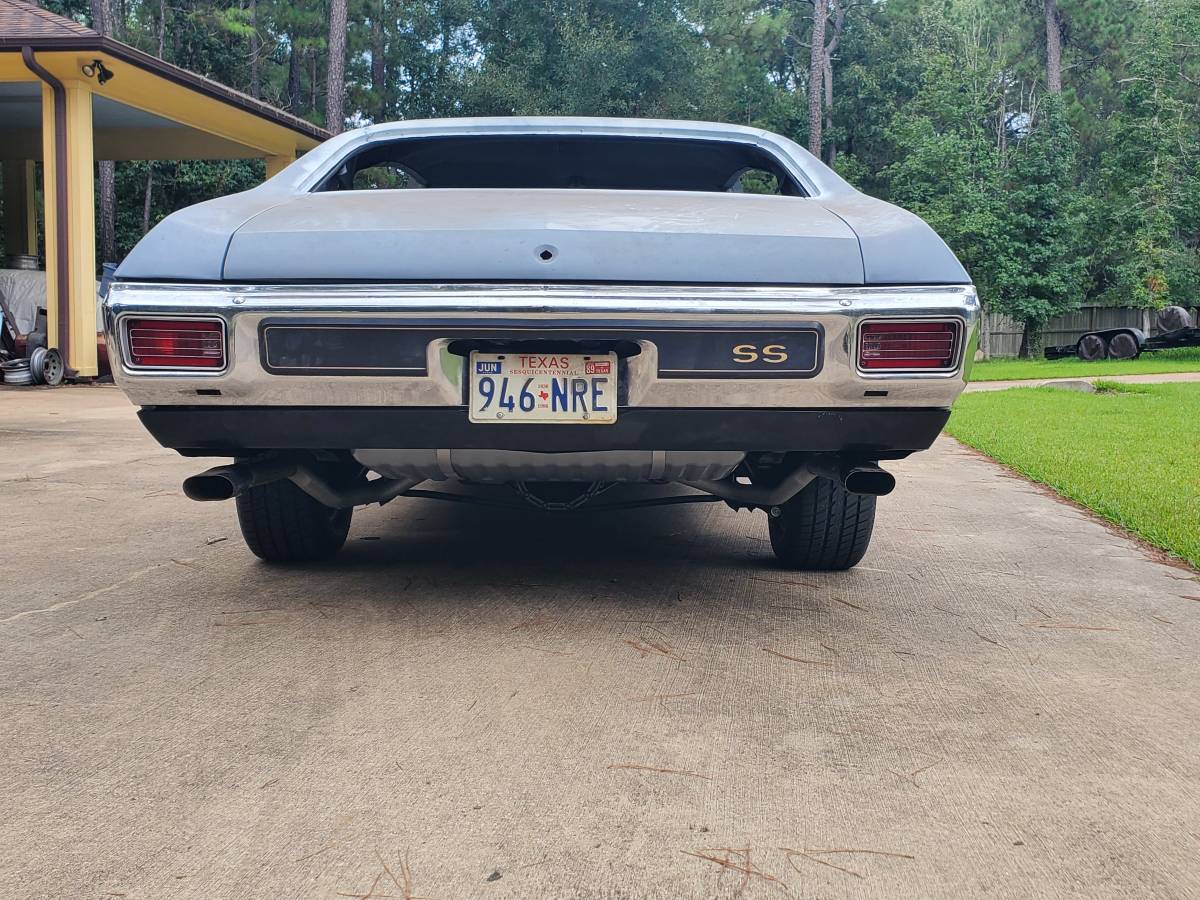 Chevrolet-1970-white-5