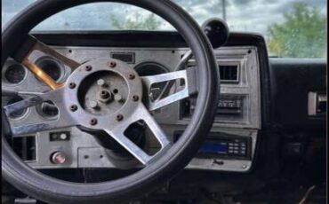 Chevrolet-1982-9