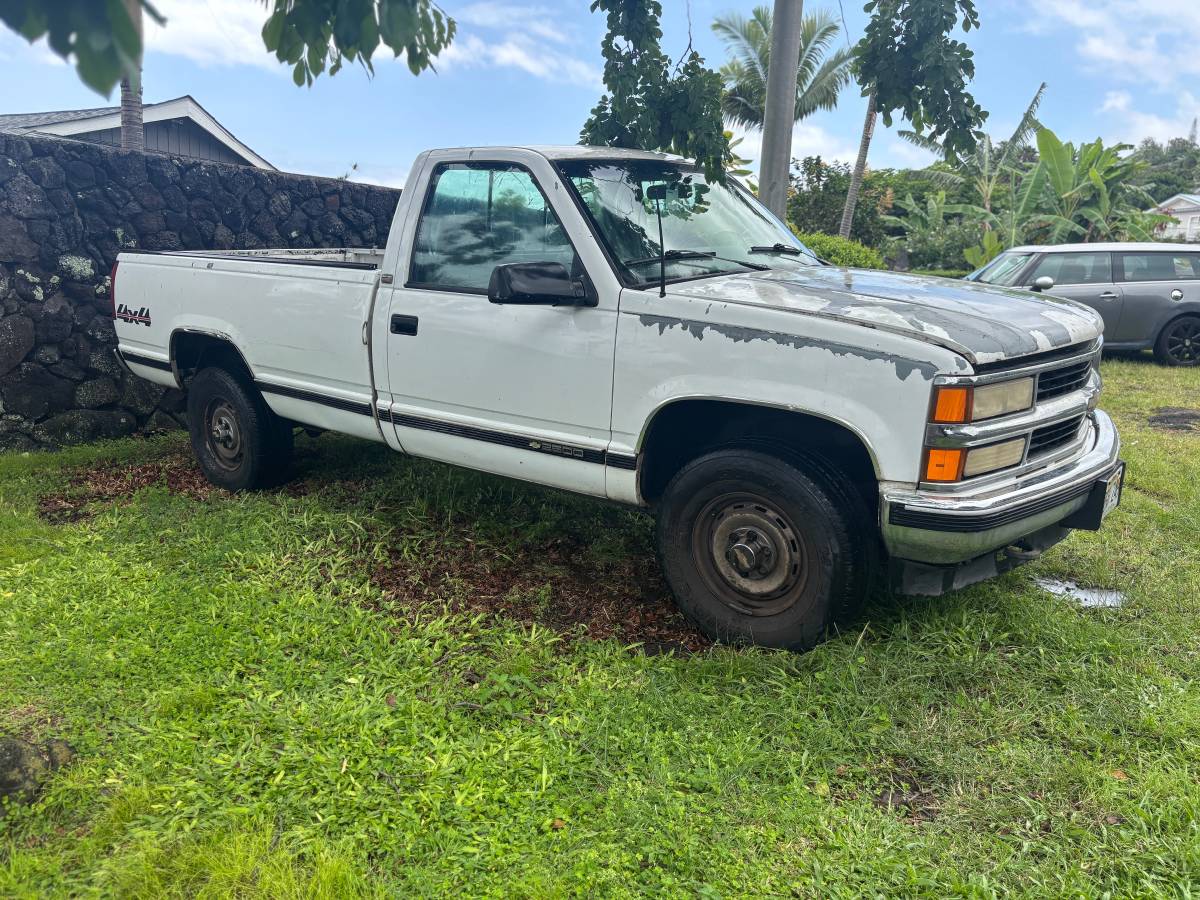 Chevrolet-1995-white
