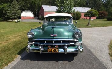 Chevrolet-210-1954-Bermuda-GreenIvory-1