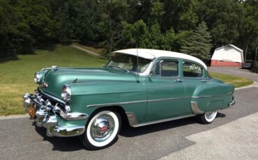 Chevrolet-210-1954-Bermuda-GreenIvory