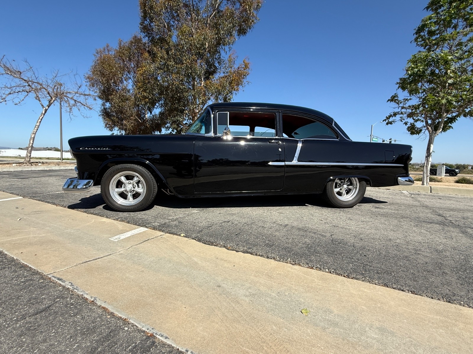 Chevrolet-210-1955-Sedan-2