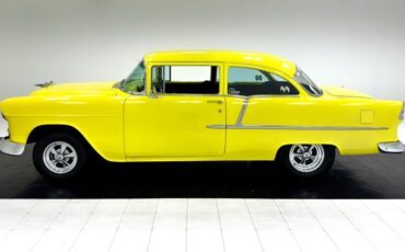 Chevrolet-210-1955-Yellow-Black