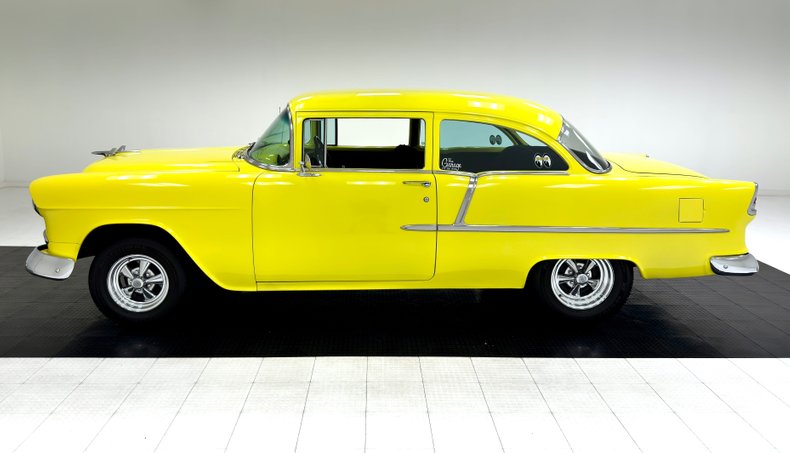 Chevrolet-210-1955-Yellow-Black