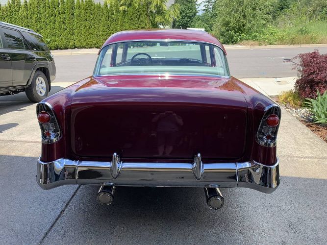 Chevrolet-210-1956-Brandy-Wine-Pear-Gray-Leather-10