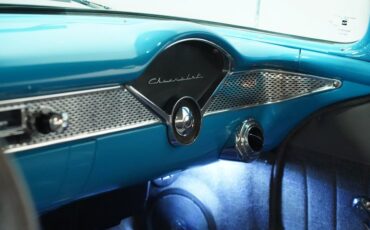 Chevrolet-210-1956-Sea-Blue-Gray-36