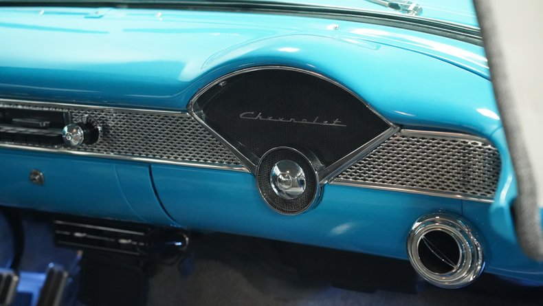 Chevrolet-210-1956-Sea-Blue-Gray-44