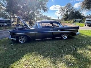 Chevrolet-210-1957-Black-10