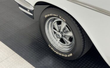 Chevrolet-210-1957-Imperial-Ivory-Black-11