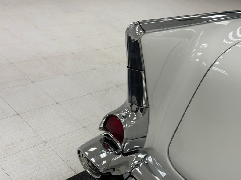 Chevrolet-210-1957-Imperial-Ivory-Black-20