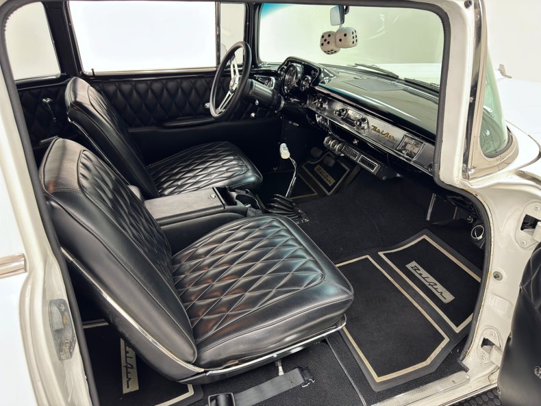 Chevrolet-210-1957-Imperial-Ivory-Black-35
