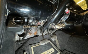 Chevrolet-210-1957-Imperial-Ivory-Black-44