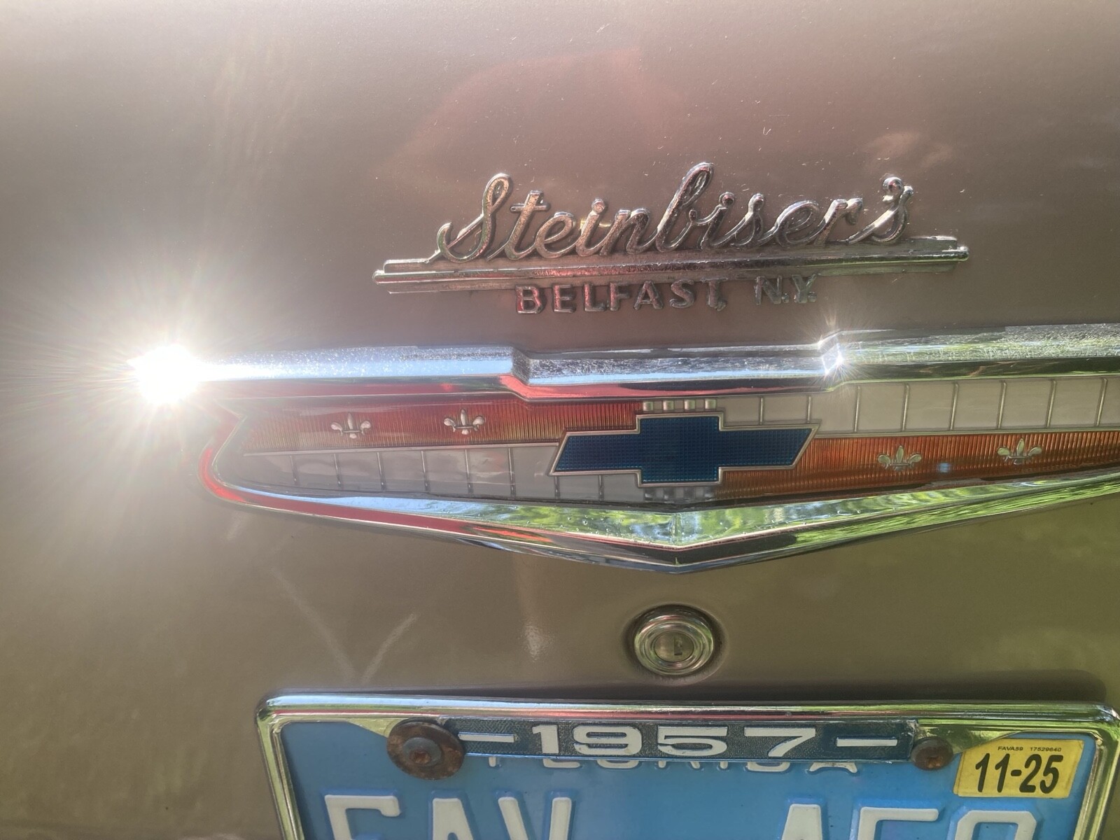 Chevrolet-210-1957-Sedan-13