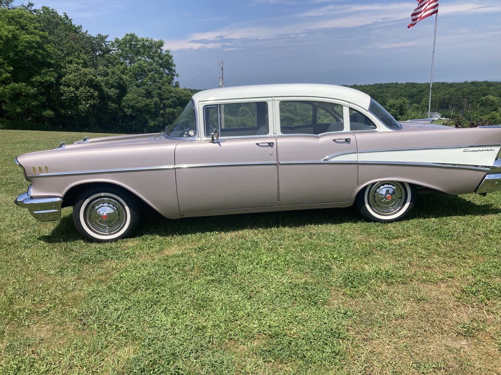 Chevrolet-210-1957-Sedan-17