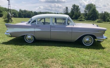 Chevrolet-210-1957-Sedan-20