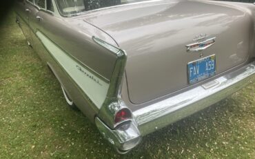 Chevrolet-210-1957-Sedan-35
