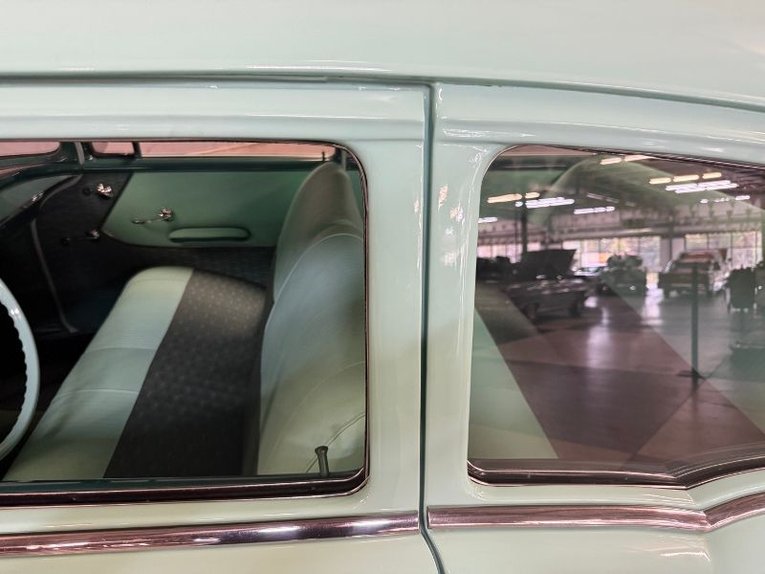 Chevrolet-210-1957-Surf-Green-Surf-Green-16