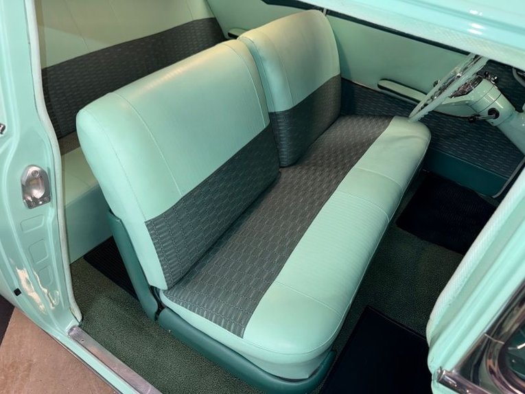 Chevrolet-210-1957-Surf-Green-Surf-Green-20