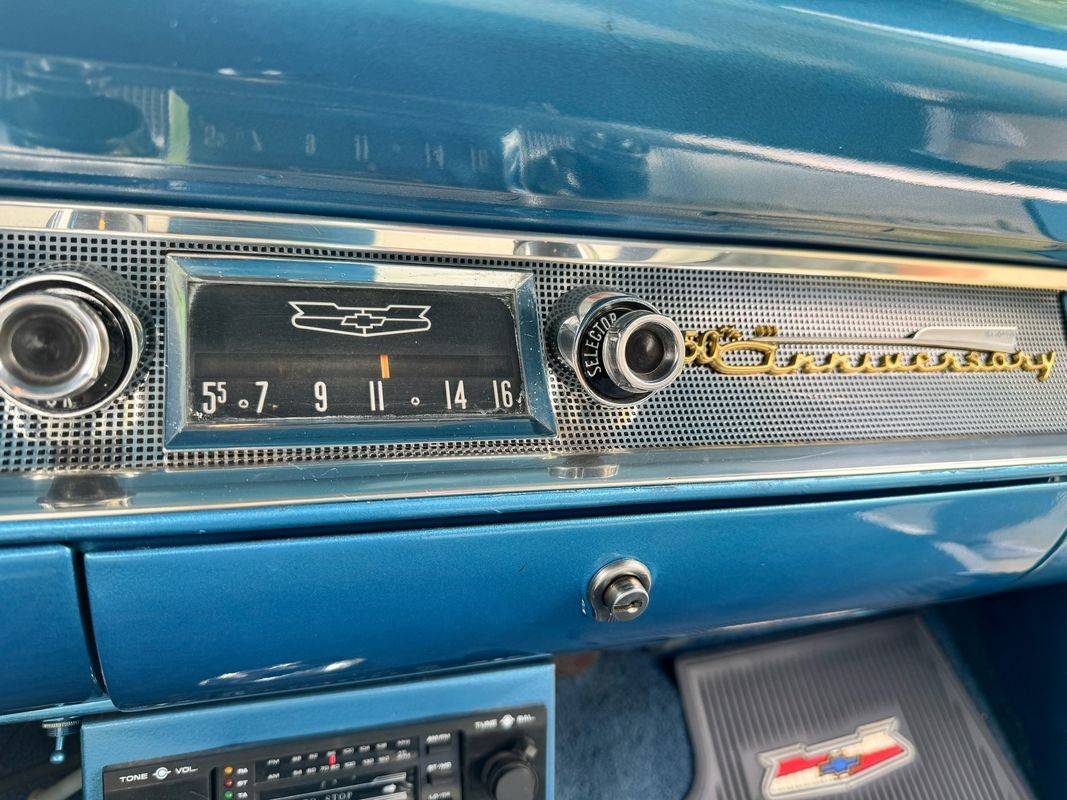Chevrolet-210-belair-1957-blue-10