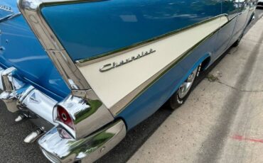 Chevrolet-210-belair-1957-blue-20