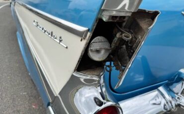 Chevrolet-210-belair-1957-blue-23