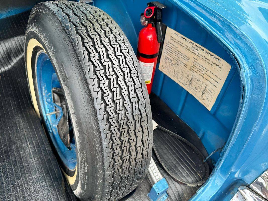 Chevrolet-210-belair-1957-blue-6