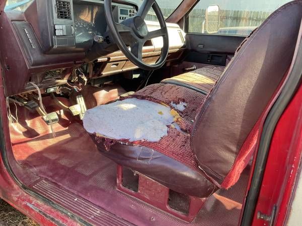 Chevrolet-2500-1992-2-Tone-RedSilver-Red-7