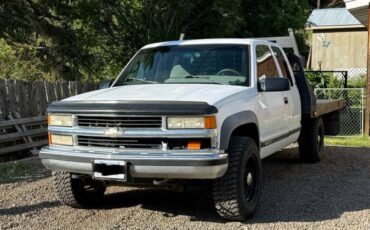 Chevrolet-2500-4x4-1995-white-1
