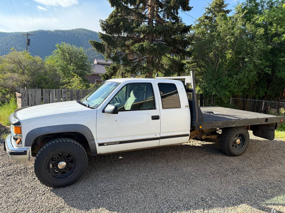 Chevrolet-2500-4x4-1995-white
