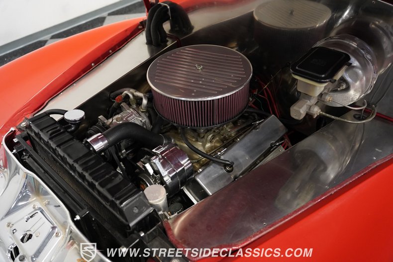 Chevrolet-3100-1949-Red-Red-27