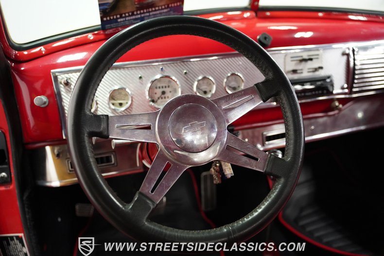 Chevrolet-3100-1949-Red-Red-33