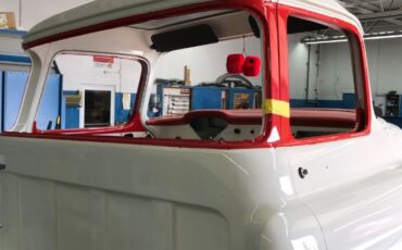 Chevrolet-3100-1957-White-RedWhite-4
