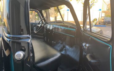 Chevrolet-3100-window-truck-1953-black-14