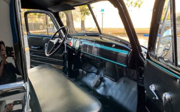 Chevrolet-3100-window-truck-1953-black-5