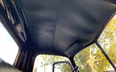 Chevrolet-3100-window-truck-1953-black-7