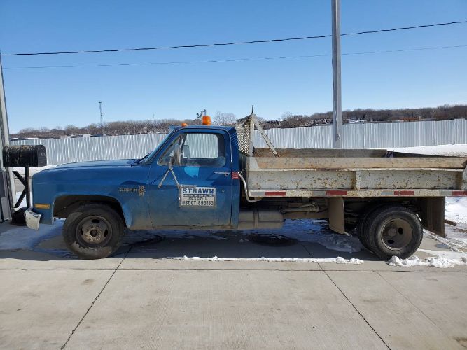 Chevrolet-3500-1988-Blue