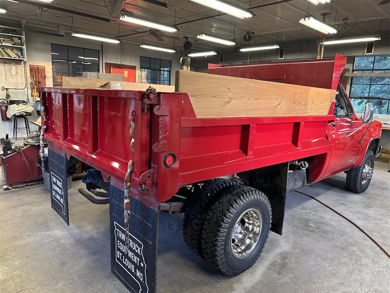 Chevrolet-3500-1989-Red-Dark-Red-11