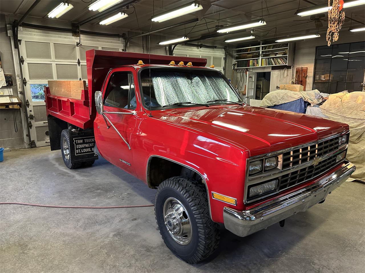 Chevrolet-3500-1989-Red-Dark-Red-2
