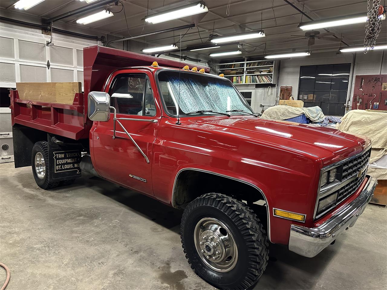 Chevrolet-3500-1989-Red-Dark-Red-9