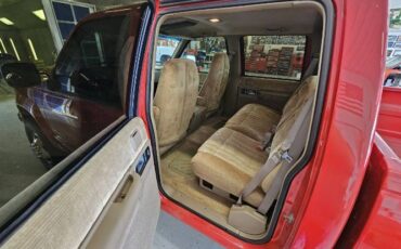Chevrolet-3500-1993-Red-6