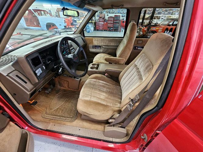 Chevrolet-3500-1993-Red-7