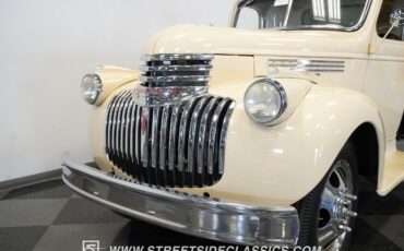 Chevrolet-3800-1946-Butternut-Yellow-Tan-11